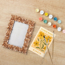 Load image into Gallery viewer, Mini Paint by number with frame - Flower market - Madrid