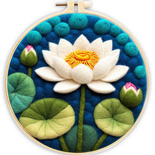 Load image into Gallery viewer, Needle Felting kit - Water Lily