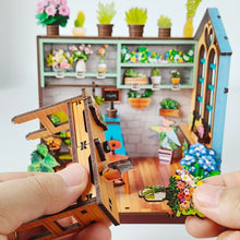 Load image into Gallery viewer, Miniature House - Corner of the Flower Shop