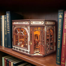 Load image into Gallery viewer, Miniature House - Athena's Study Figured'Art