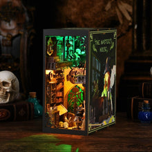 Load image into Gallery viewer, DIY Book Nook Kit - The Master's House Figured'Art
