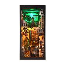 Load image into Gallery viewer, DIY Book Nook Kit - The Master's House