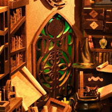 Load image into Gallery viewer, DIY Book Nook Kit - The Master's House