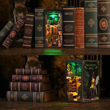 Load image into Gallery viewer, DIY Book Nook Kit - The Master's House