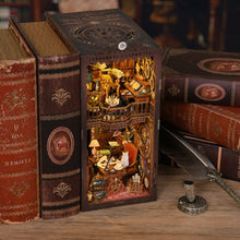 Load image into Gallery viewer, DIY Book Nook Kit - Wonder Library