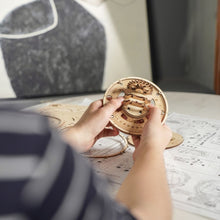 Load image into Gallery viewer, 3D Puzzle - Luminous Globe