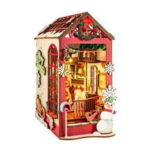 Load image into Gallery viewer, DIY Book Nook kit - Christmas Indoor Scene