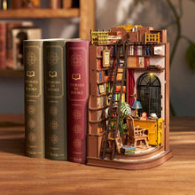 Load image into Gallery viewer, DIY Book Nook kit - Silent Corner Study