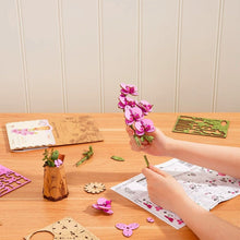 Load image into Gallery viewer, 3D Puzzle - Purple Moth Orchid