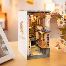 Load image into Gallery viewer, DIY Book Nook kit - Sakura Densya