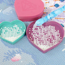 Load image into Gallery viewer, Diamond Painting heart-shaped organizational tray accessory