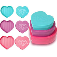 Load image into Gallery viewer, Diamond Painting heart-shaped organizational tray accessory