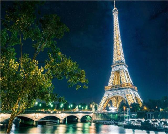 Paint by numbers | The Eiffel Tower at night | advanced cities | Figured'Art