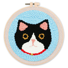 Load image into Gallery viewer, Punch Needle Kit - Cat's Head