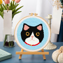 Load image into Gallery viewer, Punch Needle Kit - Cat's Head