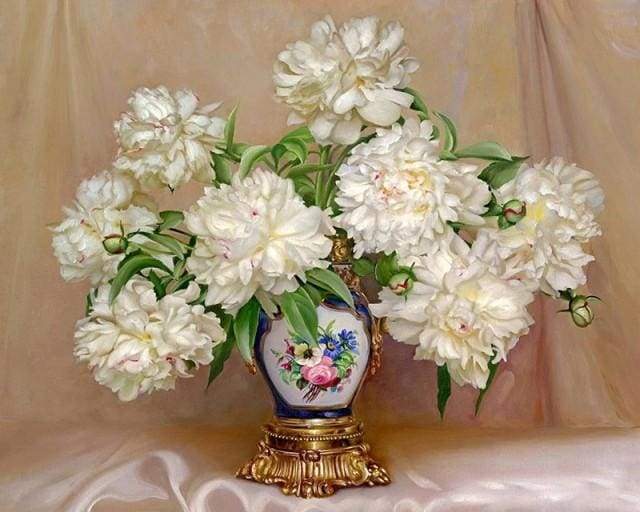 paint by numbers | White flowers in precious vase | advanced flowers | FiguredArt